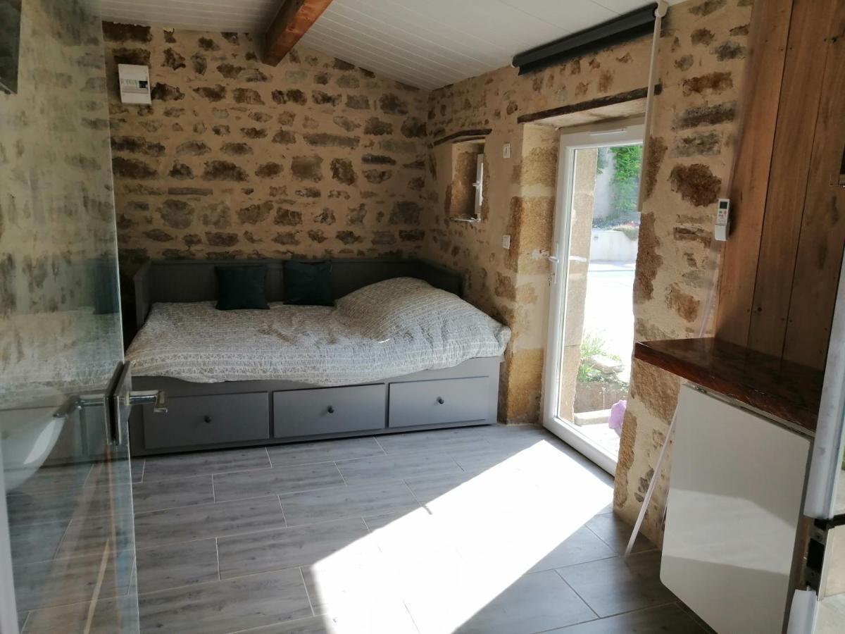La Salamandre Lägenhet Vic-le-Comte Exteriör bild